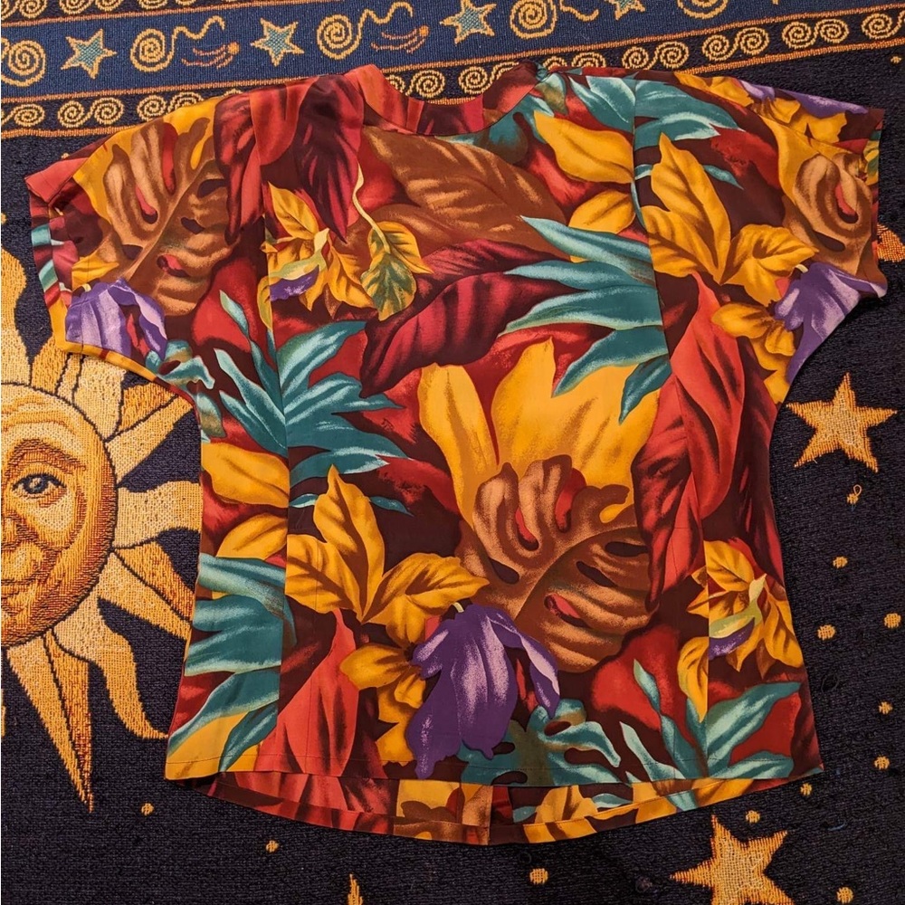 Vintage deadstock blouse by Ellen Tracy